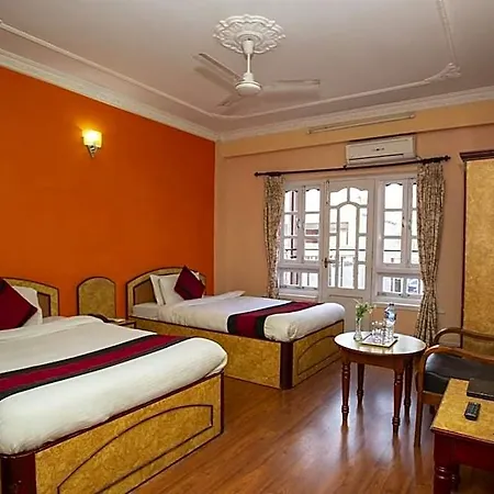 Hotel Happy Home