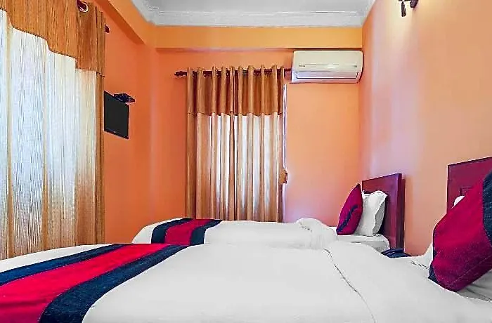 Happy Hotel 3*