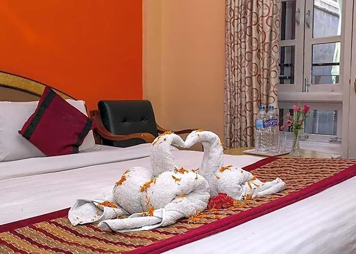Hotel Happy 3*
