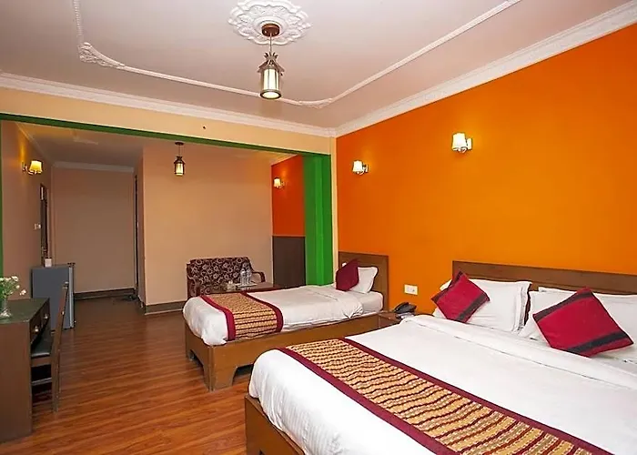 Happy Hotel