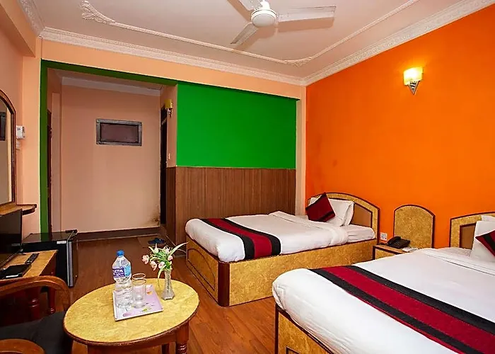 Happy Hotel